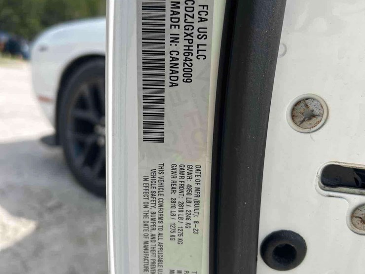 2023-dodge-challenger-coupe-image-5