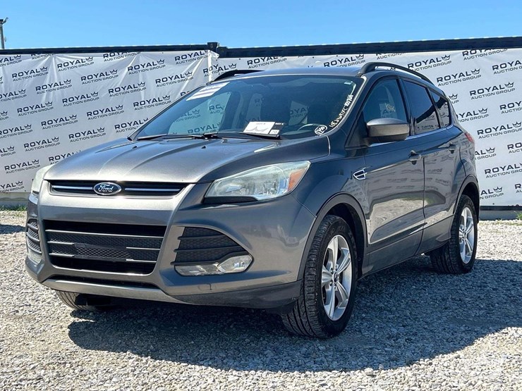 2014-ford-escape-image-1