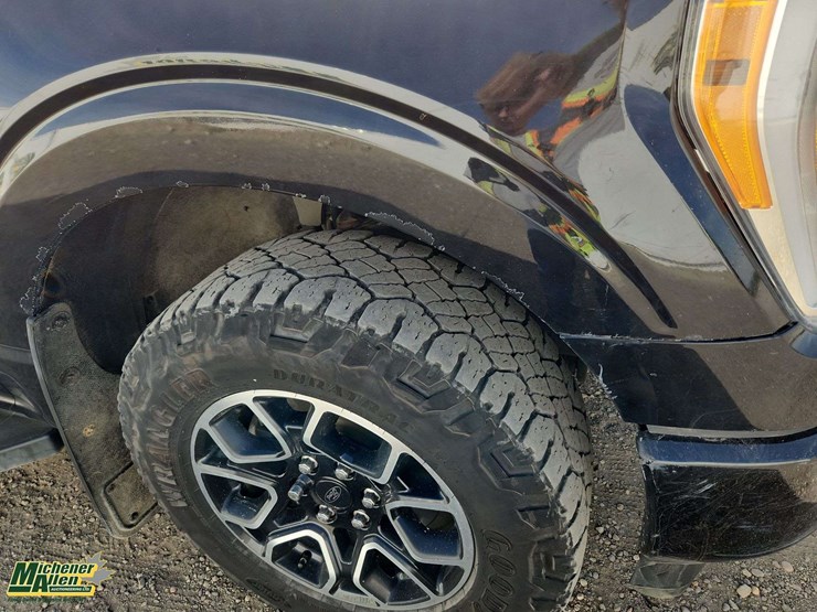 2021-ford-f150-image-30