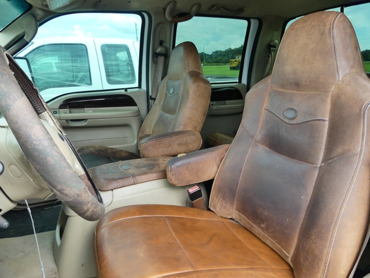 2005-ford-f250-king-ranch-image-12