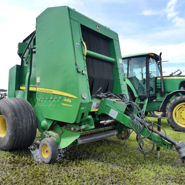 JOHN DEERE 469