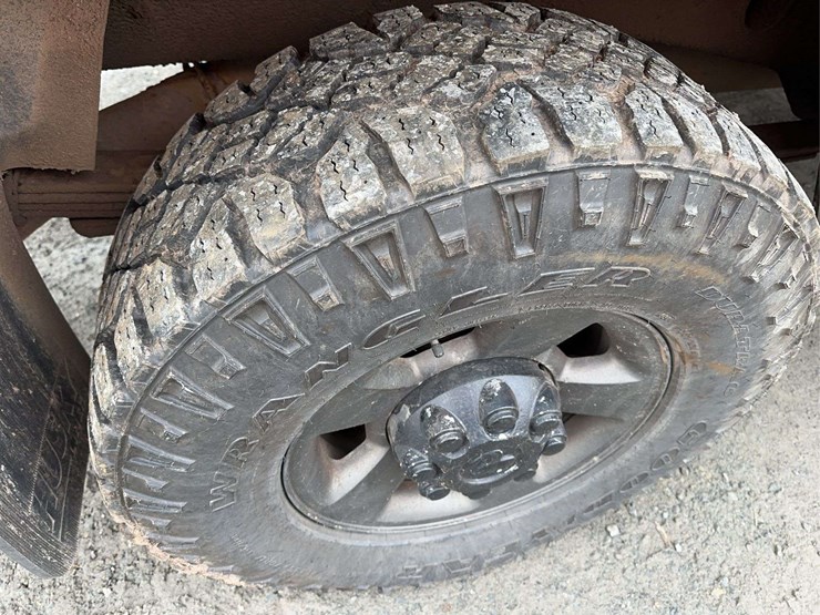 2003-dodge-2500-image-10