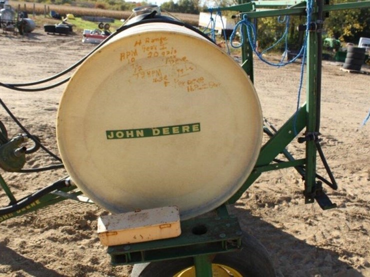 john-deere-200-image-18