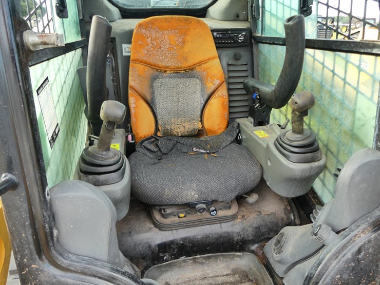 caterpillar-299d2-image-12