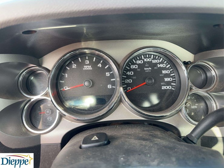 2009-gmc-sierra-2500hd-image-24
