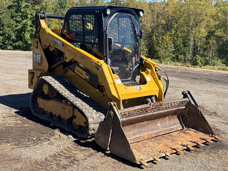 2022-caterpillar-259d3-image-9