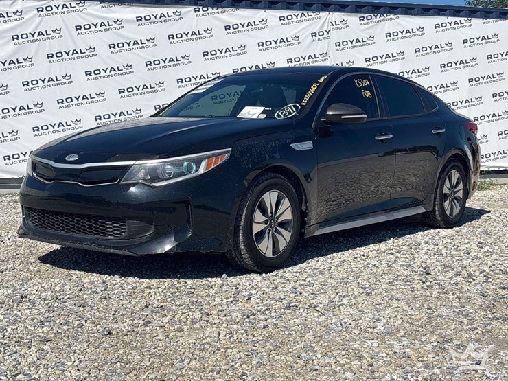 2017-kia-optima-hybrid-sedan-image-1