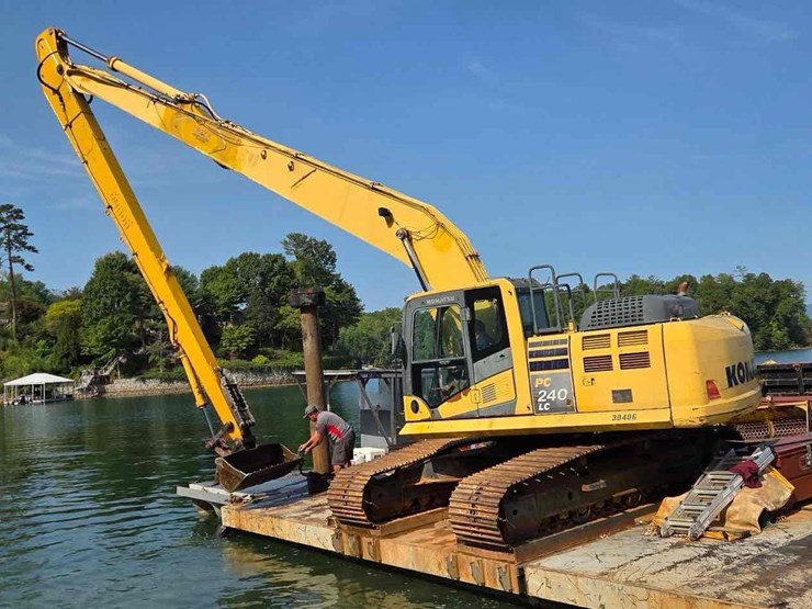 2015-komatsu-pc240-lc-10-image-7