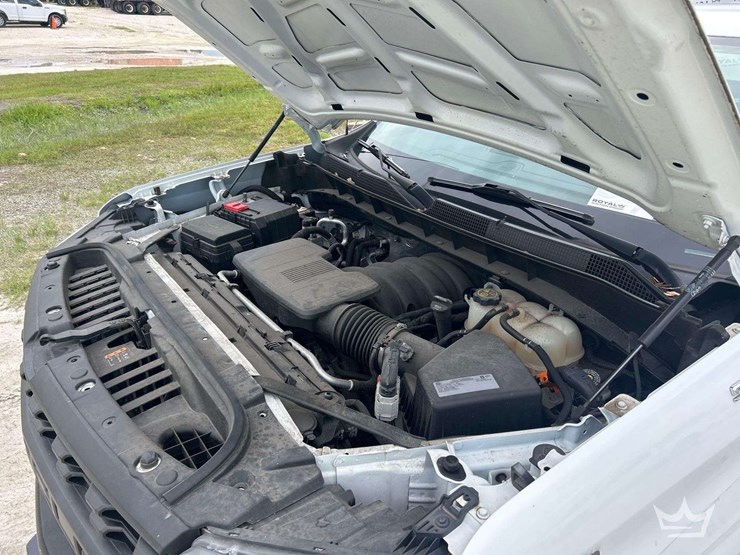 2021-chevrolet-silverado-1500-image-8