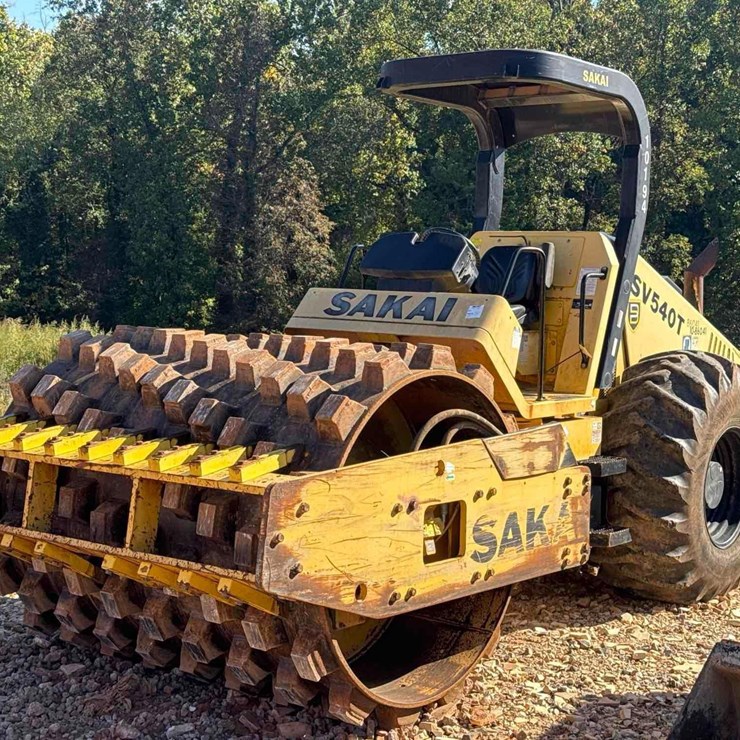 2014 SAKAI SV540T