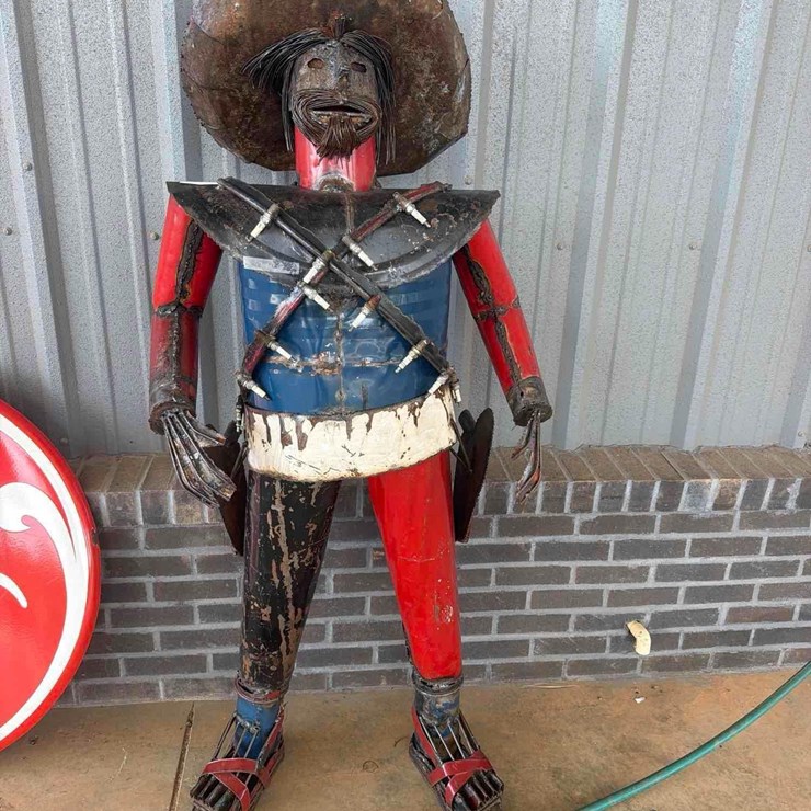 WELDED METAL MEXICAN BANDITO
