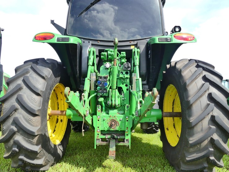 john-deere-6120r-image-5