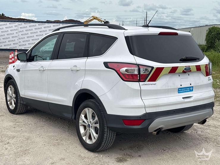 2017-ford-escape-image-4