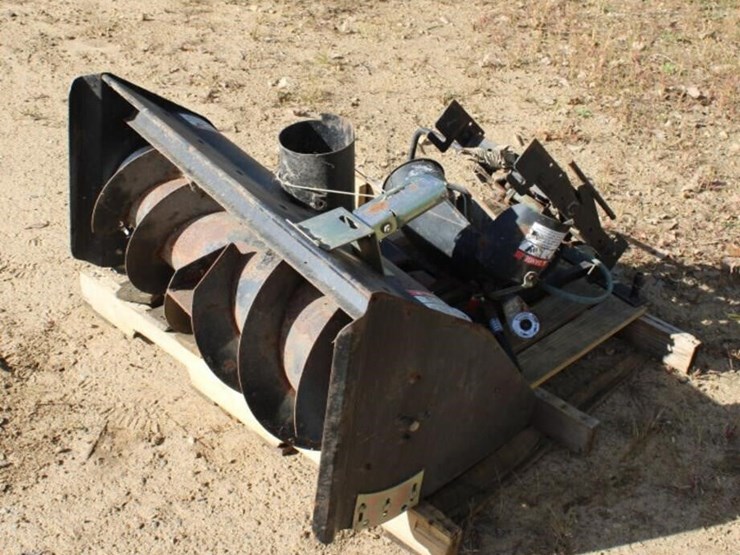 40"-snow-blower-attachment-image-1