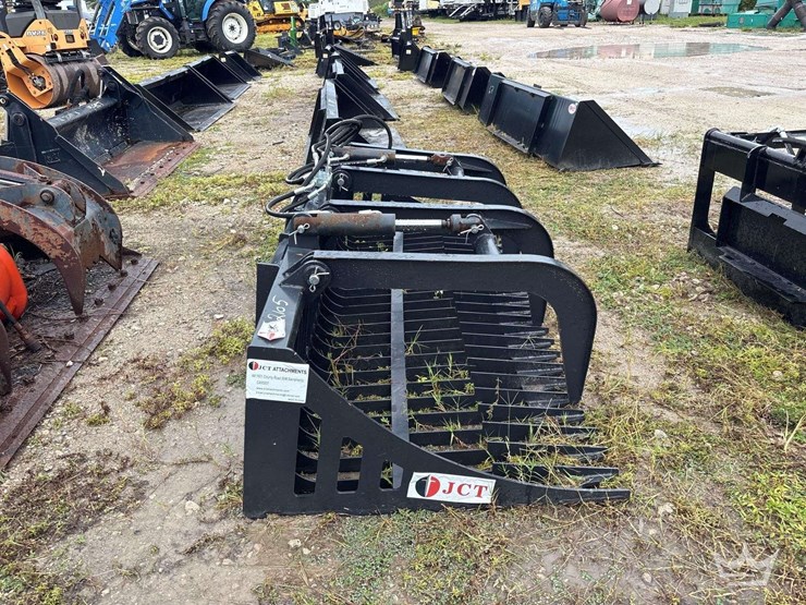 jct-dual-cylinder-hydraulic-rock-grapple-skid-steer-attachment-image-4