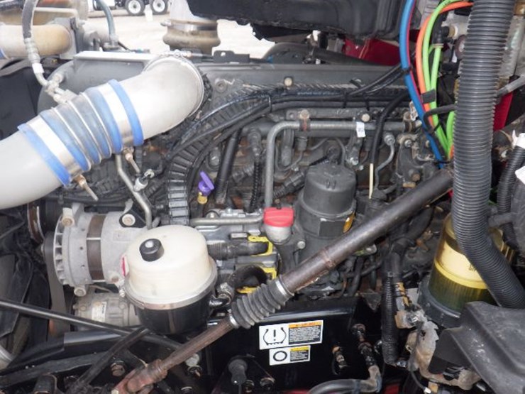 2017-kenworth-t680-image-26
