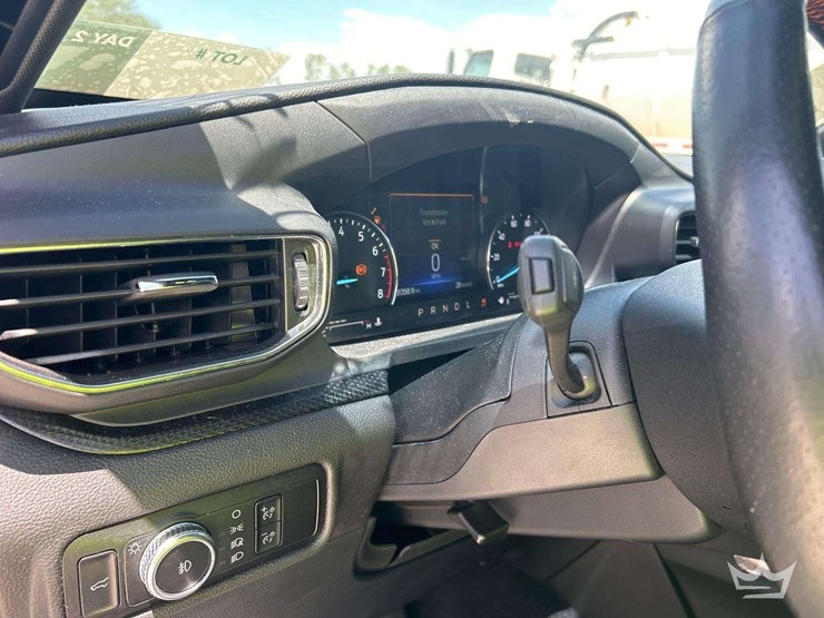 2023-ford-explorer-image-14