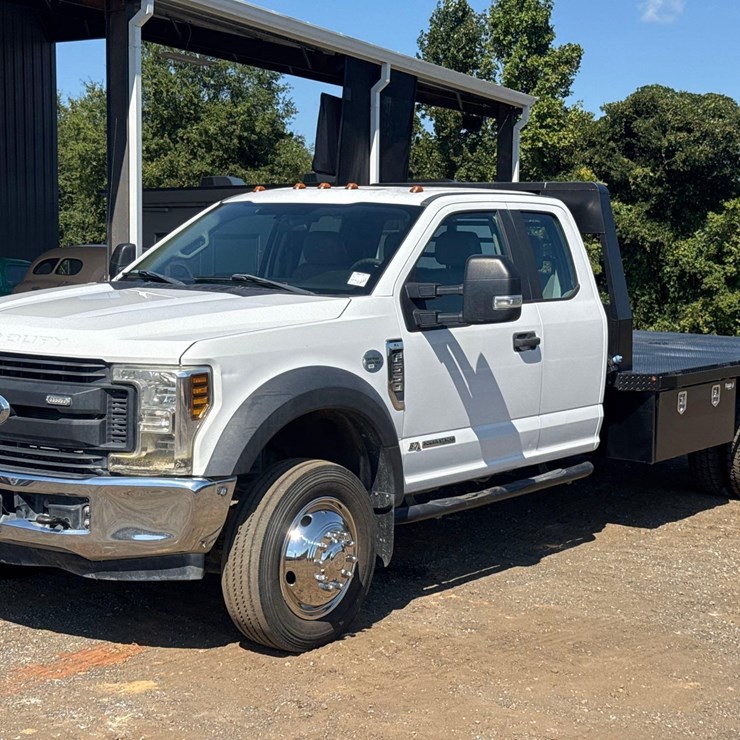 2018 FORD F550 XL