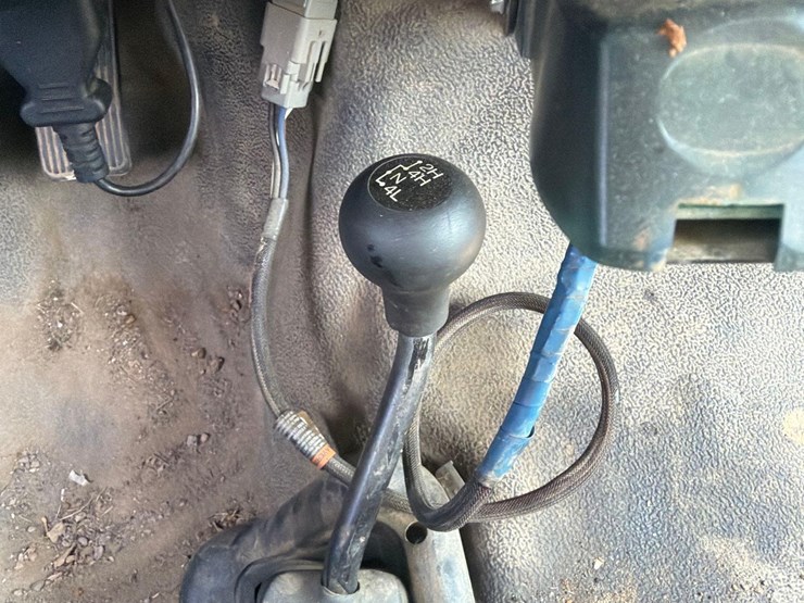 2005-ford-f550-image-18