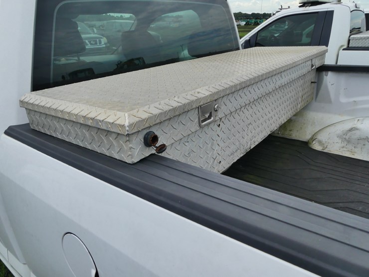 2015-ford-f150-xl-image-8