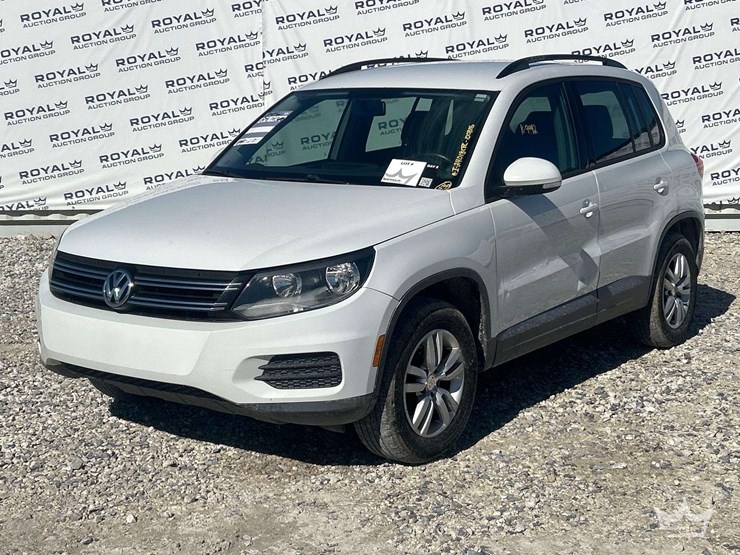 2015-volkswagen-tiguan-image-1