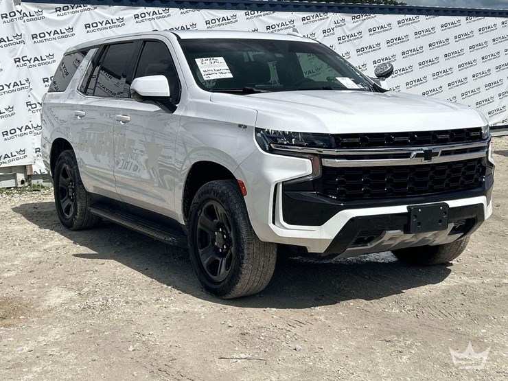 2022-chevrolet-tahoe-image-2
