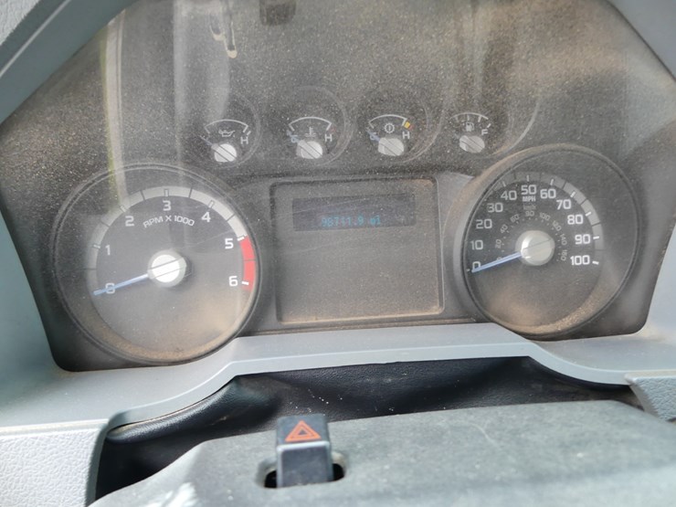 2015-ford-f450-xl-image-16