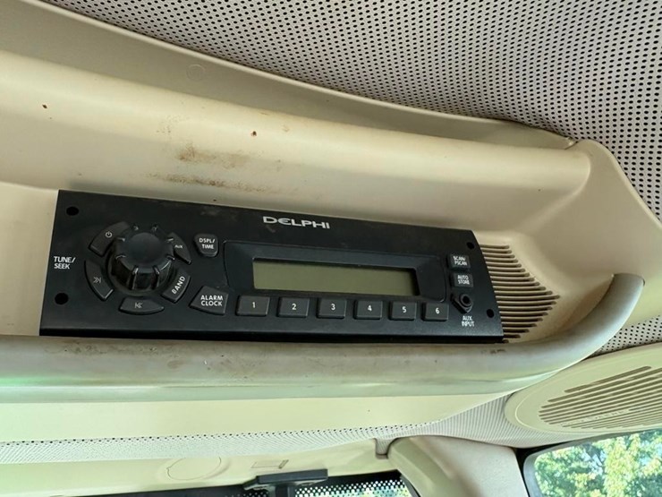 john-deere-6330-image-13