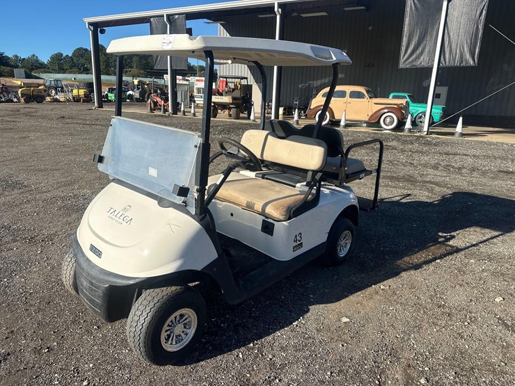 e-z-go-elite-rxv-4-passenger-golf-cart-image-7