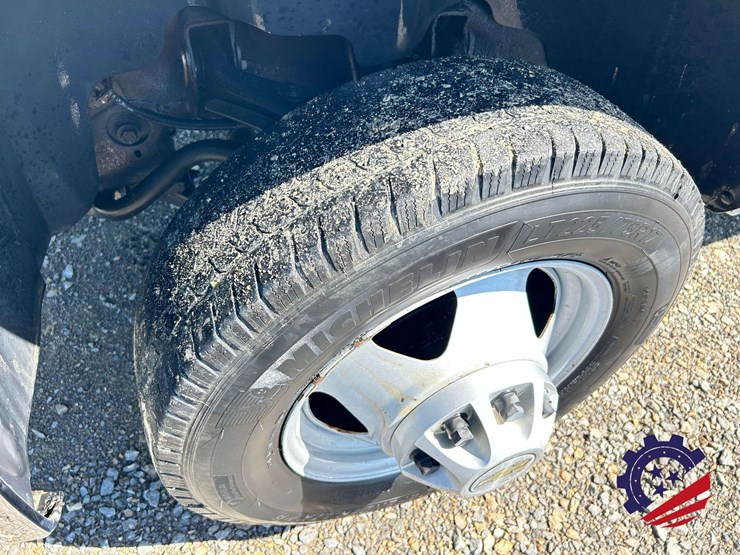 2008-chevrolet-silverado-3500hd-image-9