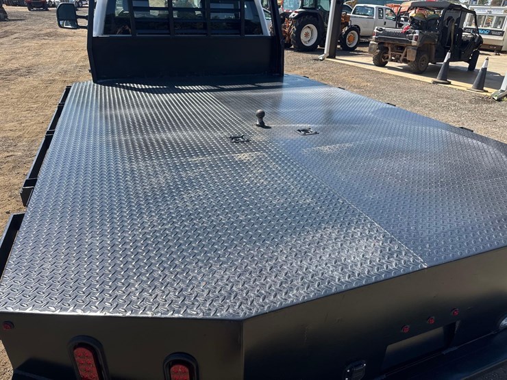 2018-ford-f550-xl-image-14