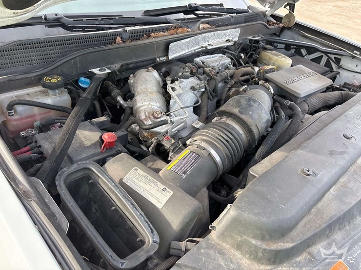2018-chevrolet-silverado-3500-image-6
