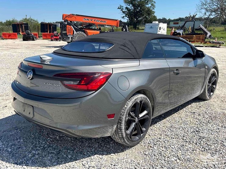 2018-buick-cascada-sedan-image-3