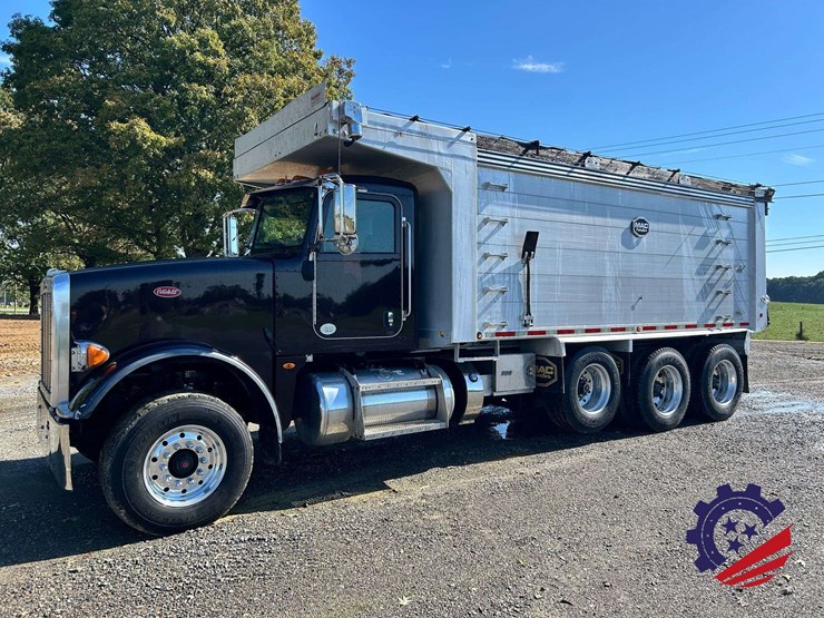 2016-peterbilt-367-image-1