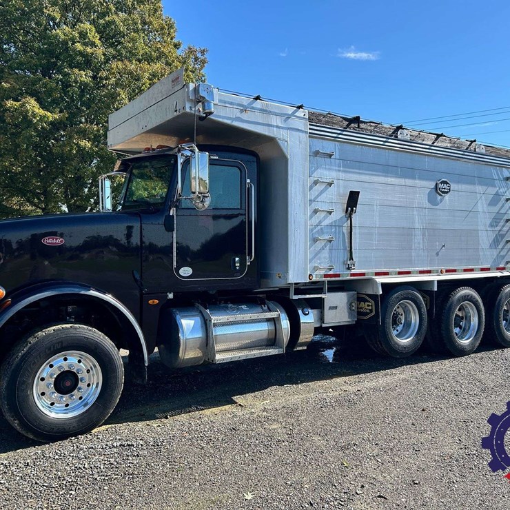 2016 PETERBILT 367