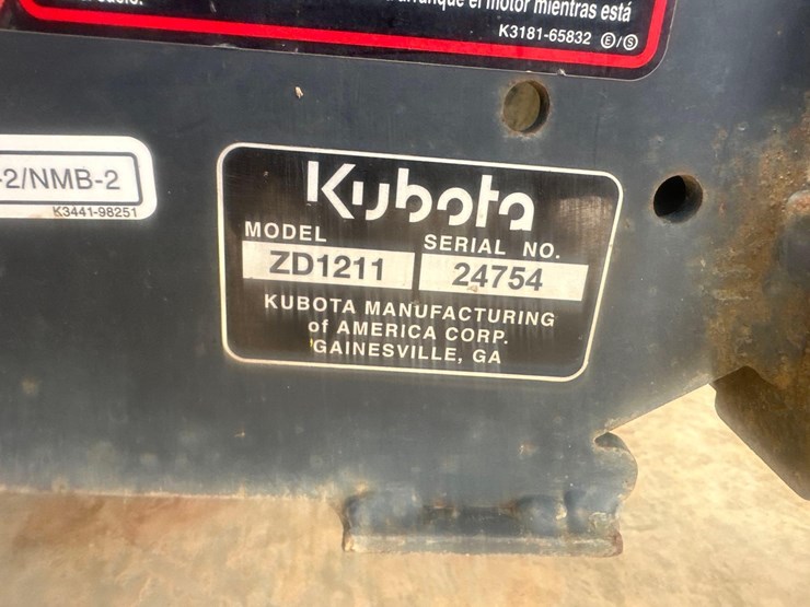 kubota-zd1211-image-9