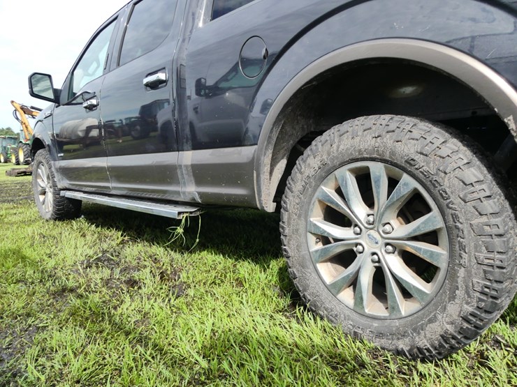 2015-ford-f150-lariat-image-7