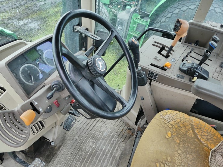 john-deere-6115m-image-15