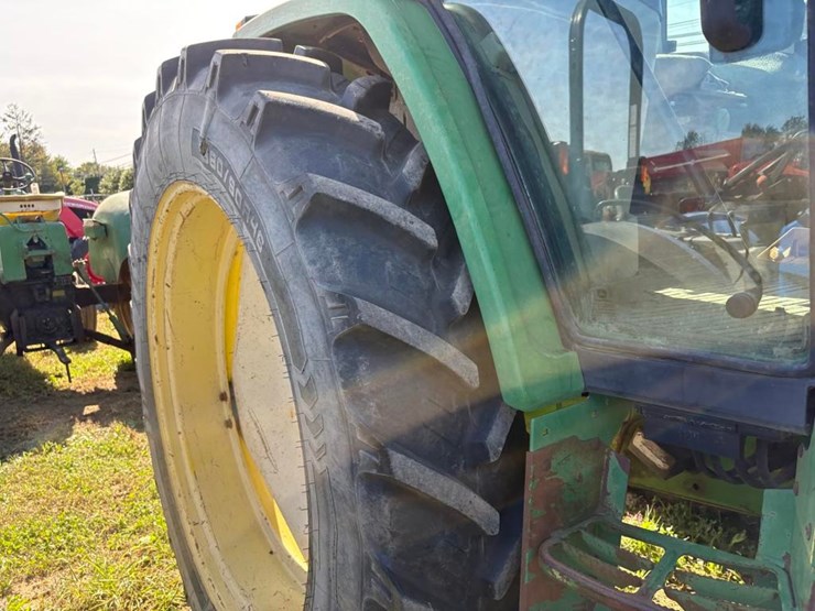 john-deere-6405-image-9