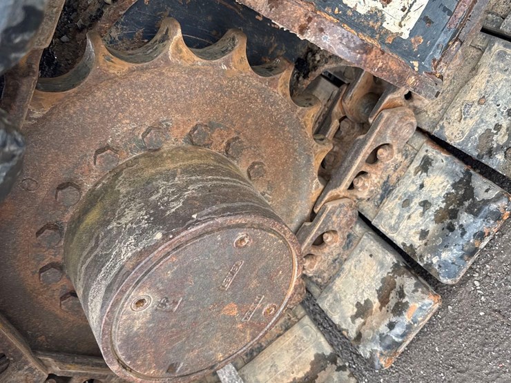 2019-deere-85g-image-20