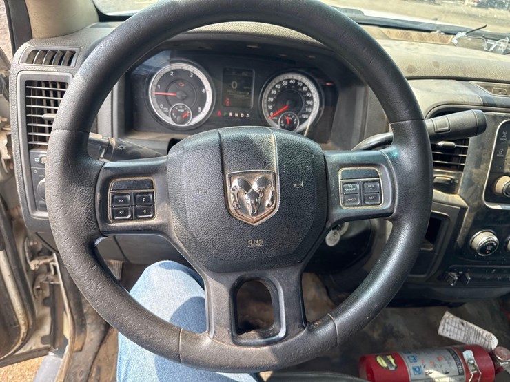 2013-dodge-ram-5500-image-18