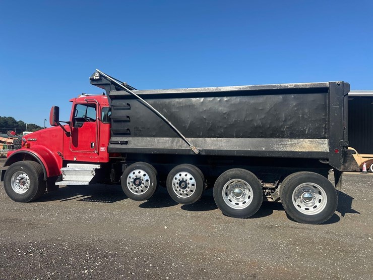 2004-kenworth-w900-image-3