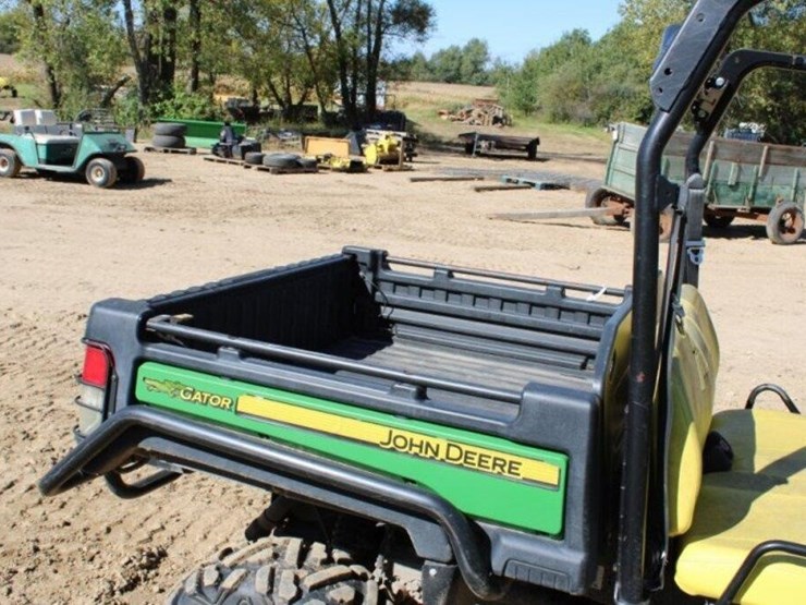 john-deere-gator-image-18