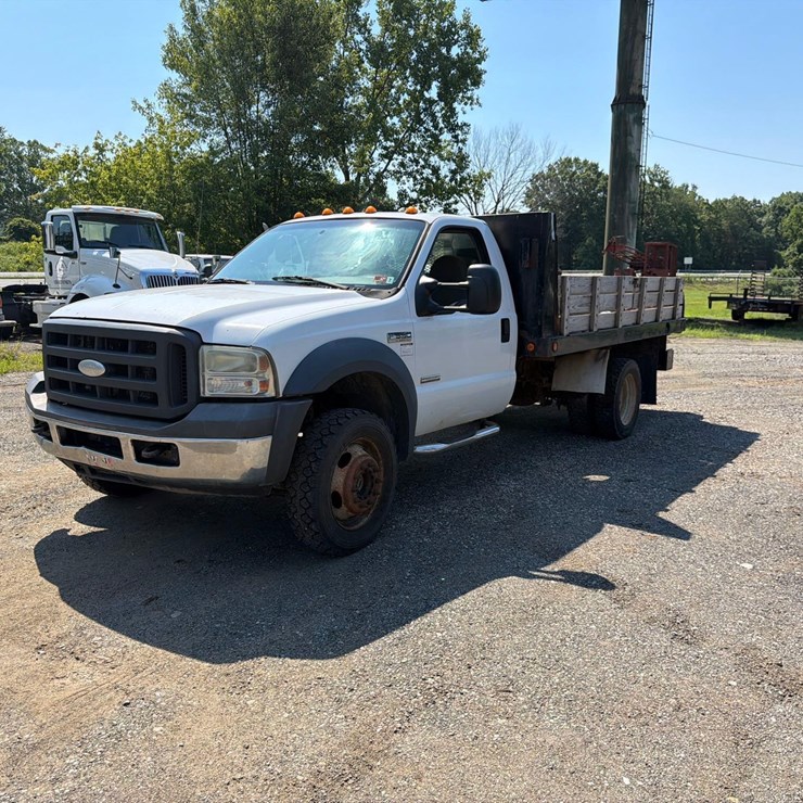 2005 FORD F550