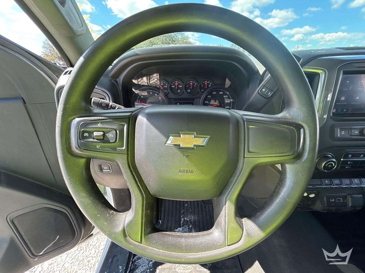 2021-chevrolet-silverado-1500-image-12