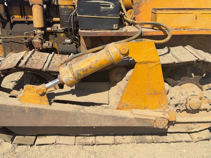 caterpillar-28-image-43
