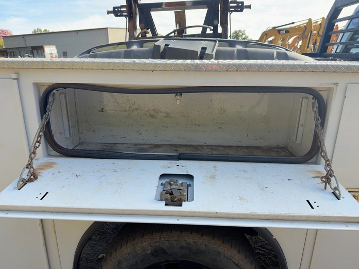 2007-ford-f350-xl-image-17