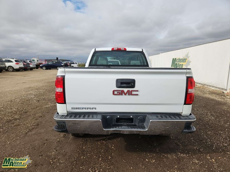 2017-gmc-sierra-1500-image-8