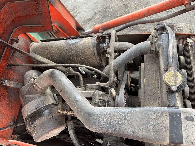 2013-kubota-b3000-image-16