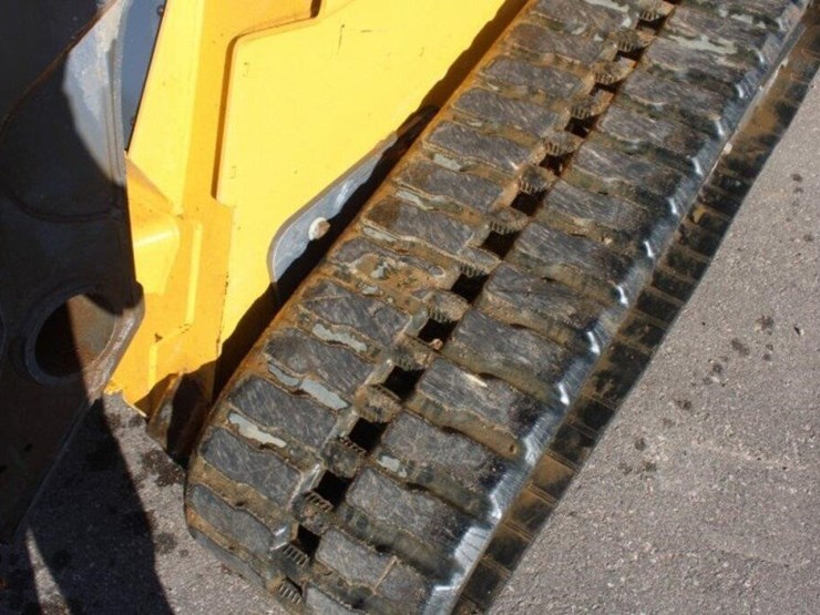 2024-deere-333g-image-35